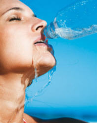 conheca-os-8-motivos-para-voce-beber-agua-e-mais-agua